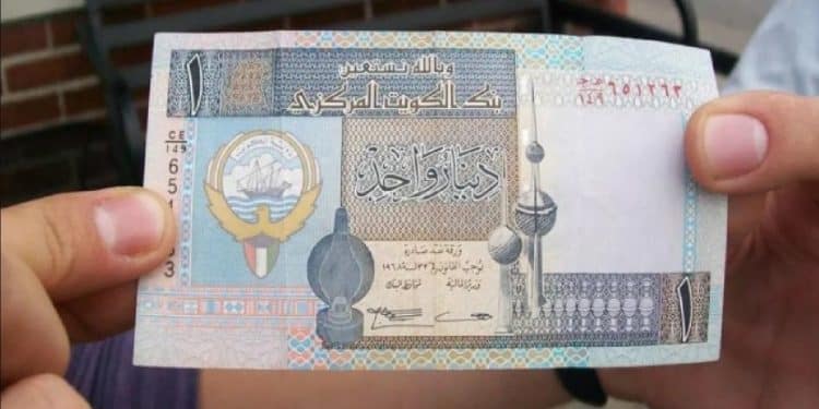 سعر الدينار الكويتي في السوق السوداء