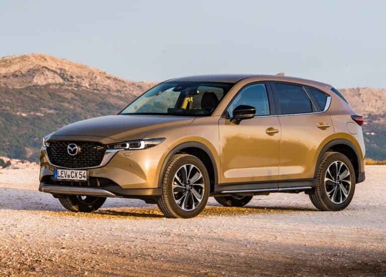 سيارة مازدا CX-5 موديل 2025