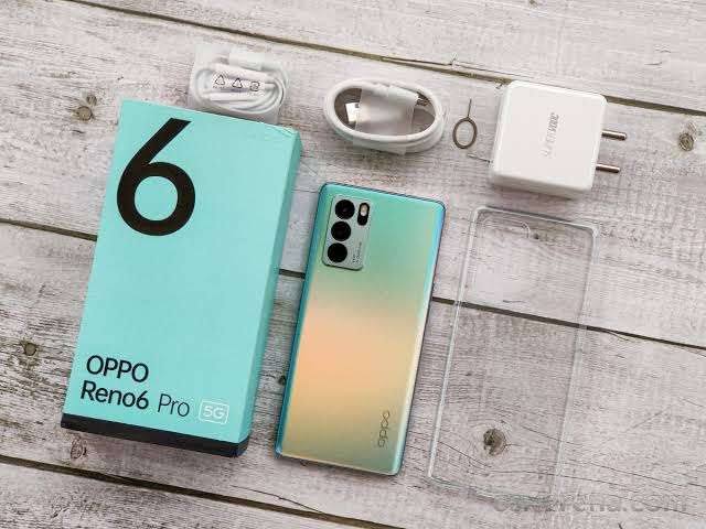 هاتف Oppo Reno 6