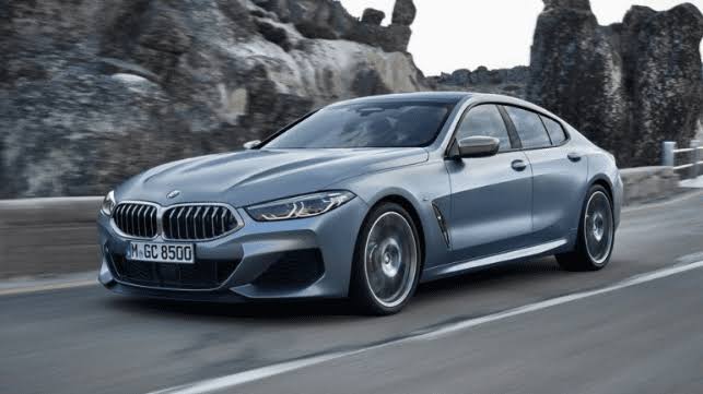 سيارة BMW 8 كوبيه