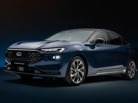 سيارة ford taurus 2023